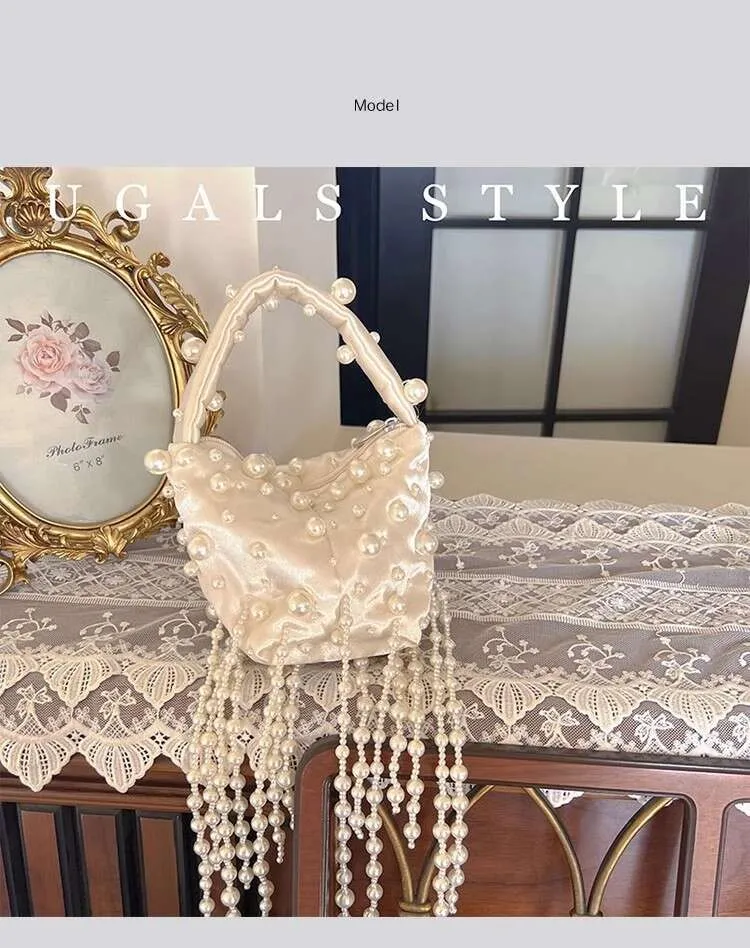 Borsa a mano da donna in raso morbido con perline lucide, con perline e nappe, da sera, per matrimonio, festa, pochette, borsa a tracolla da donna, da strada_voghion.com