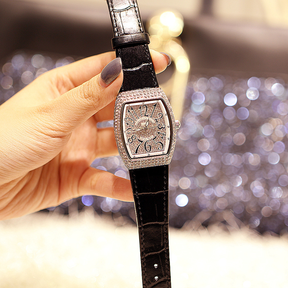 Reloj universal de moda para mujer con correa auténtica, resistente al agua, con forma de cubo de vino lleno de diamantes, moderno para hombre._voghion.com