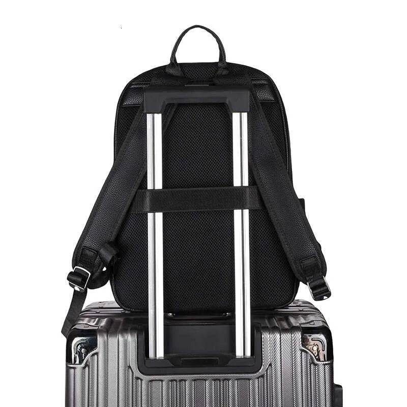 Großer Leder Reise Rucksack Für Damen Und Herren Mit Vielen Fächern_voghion.com