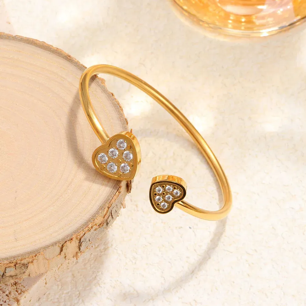 Dubbele hart cuff armband voor dames met zirkonia inglegd_voghion.com
