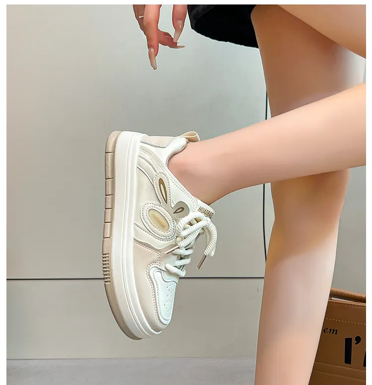 Thick Soled Round Toe Mesh Breathable Cartoon Decoration Sports Skateboard Casual And Versatile Non Slip Board Shoes_voghion.com