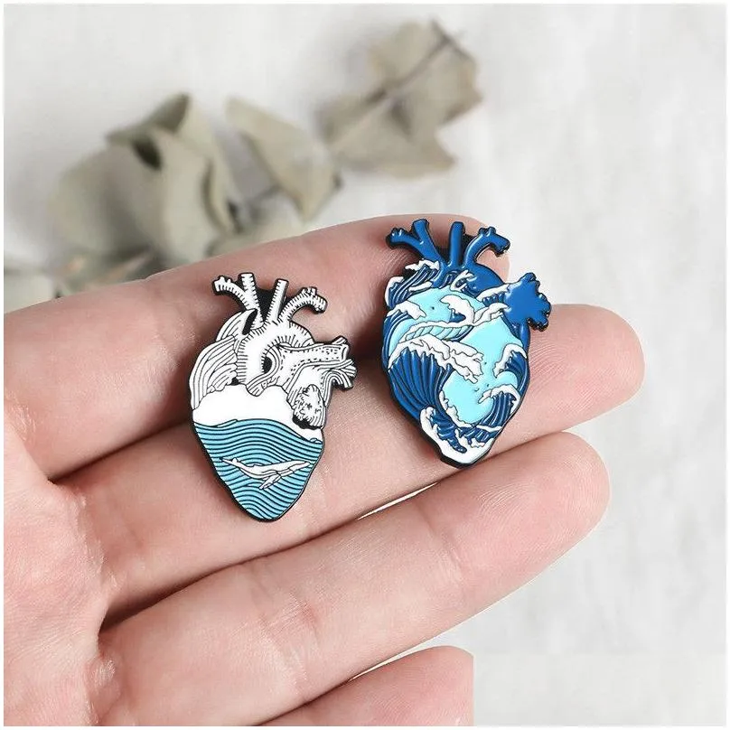 Enamel Heart Lapel Pin Brooch Decorative Accessory For Clothes_voghion.com