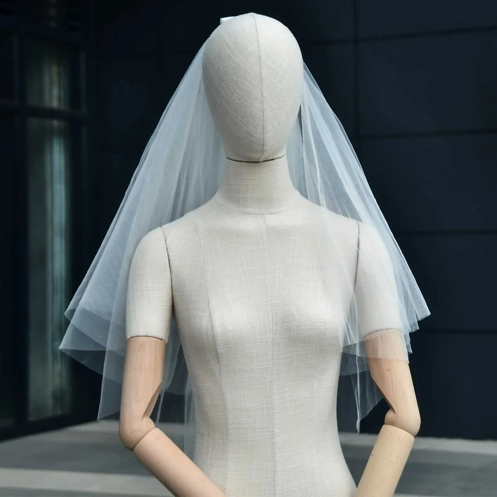 Gioielli V28 Veli corti a 2 strati trasparenti in morbido tulle italiano, accessori per capelli da sposa, velo da sposa per la sposa_voghion.com