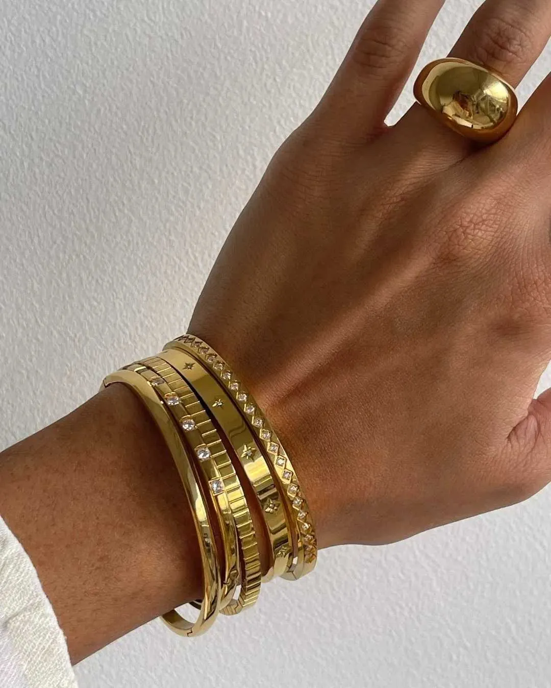 Braccialetti alla moda punk color oro per donne e uomini, braccialetti in acciaio inossidabile alla moda, accessori per gioielli bohémien_voghion.com