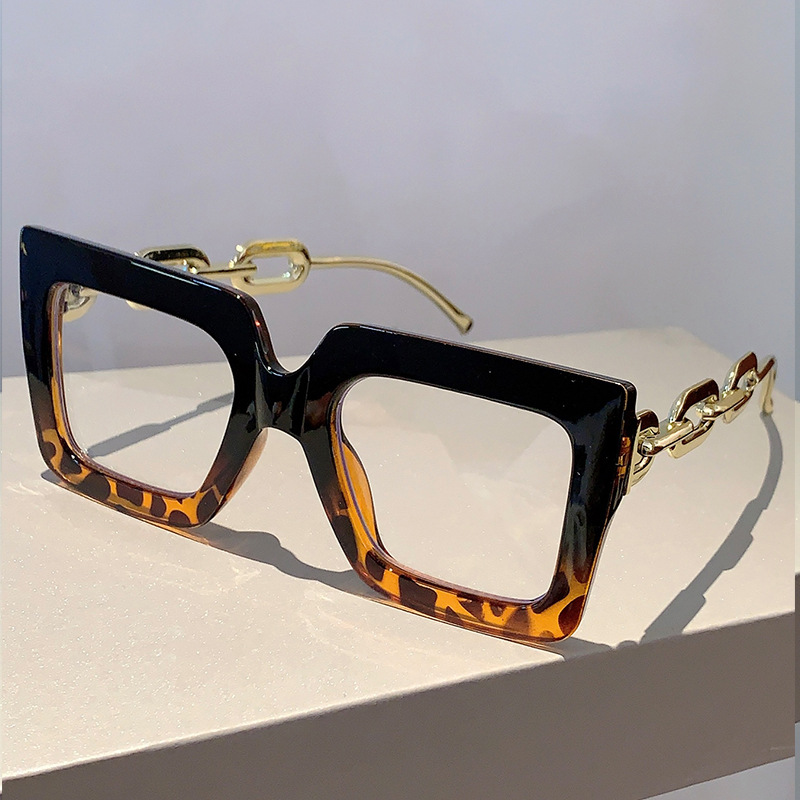New Square Frame Chain Design With Anti Blue Light Glasses, Trendy And The Same Flat Lens_voghion.com