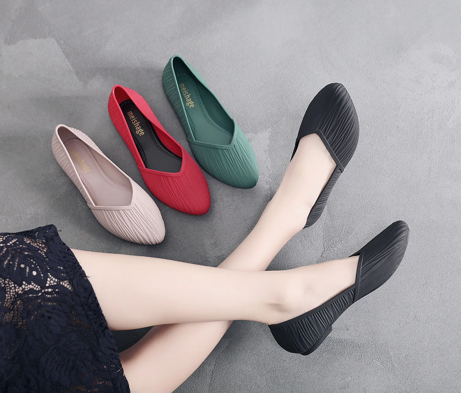 New Low-top Waterproof Rain Boots Women Summer Adult Work Rubber Fashion Jelly Shoes Non-slip Shallow Toe Sandals_voghion.com