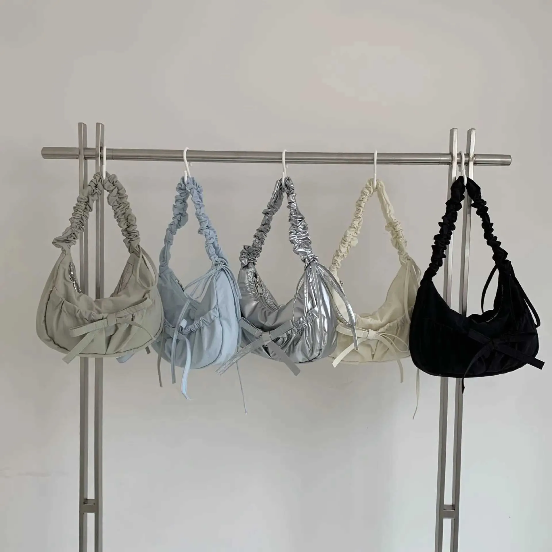 Womens Waterproof Nylon Shoulder Bag Large Capacity Handbag Tote_voghion.com