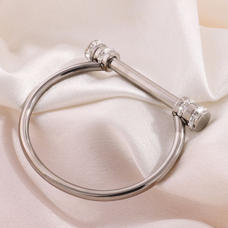 Unisex Moud Neit Hufeisenfërmegt Edelstahl High-End Perséinlechkeet Liicht Net-Verblendungsarmband_voghion.com