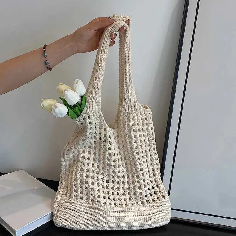 Knitted hollow shoulder lower arm bag large capacity crochet hook womens shopping casual beach handbag Y241011_voghion.com