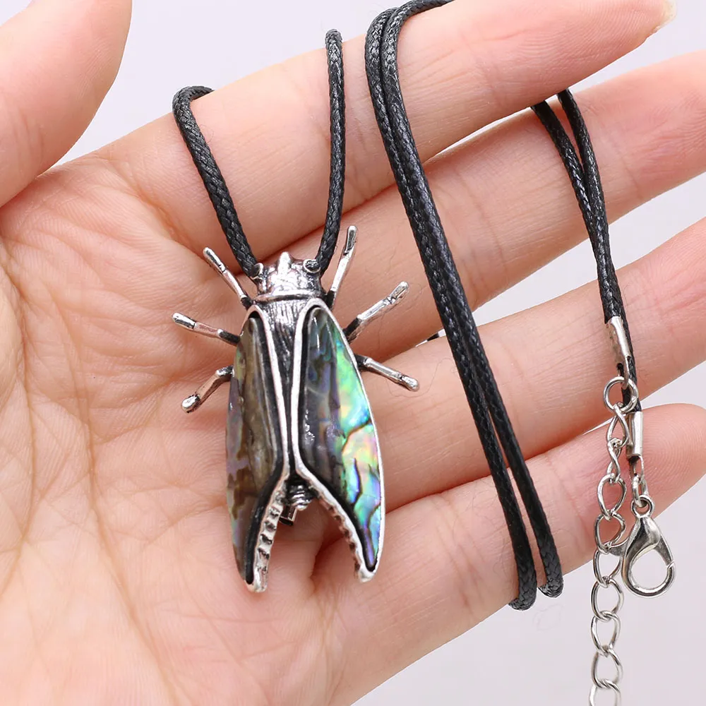 Anhänger Halsketten Natürliche Muschel Halskette Insektenform 28x40mm für DIY Schmuckherstellung Armband Wohndekoration Geschenk_voghion.com