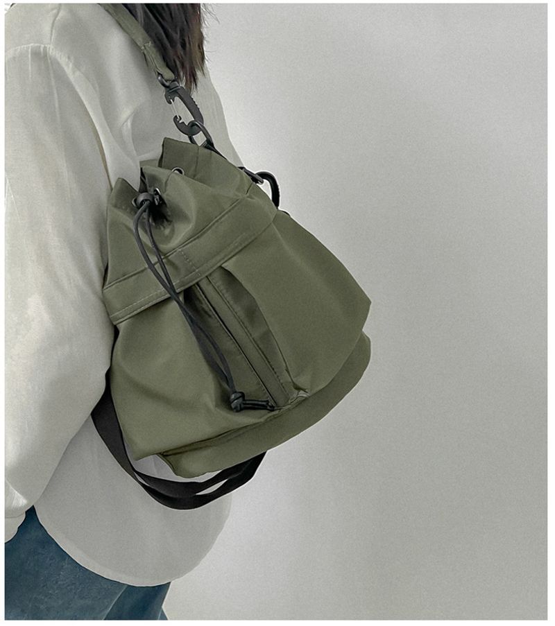 Lässige Schwimmtasche Große Kapazität Nylon Unterarm-Eimertasche Hochwertige tragbare Turntasche mit Kordelzug_voghion.com