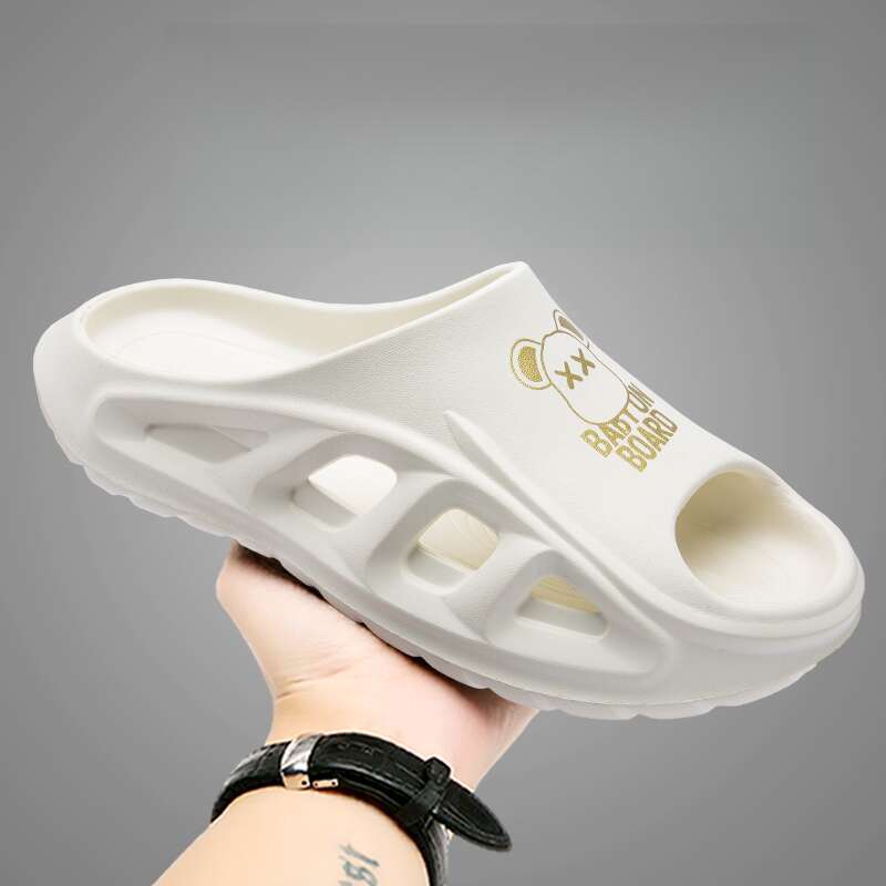 Versione coreana, alla moda e facile da calpestare. Pantofole da uomo a forma di orso violento di alta qualità_voghion.com