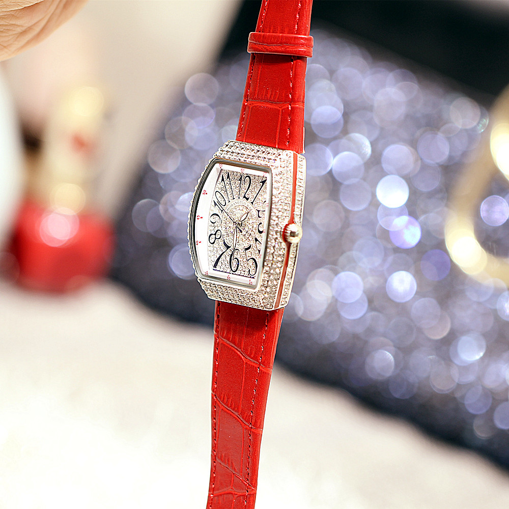 Reloj universal de moda para mujer con correa auténtica, resistente al agua, con forma de cubo de vino lleno de diamantes, moderno para hombre._voghion.com