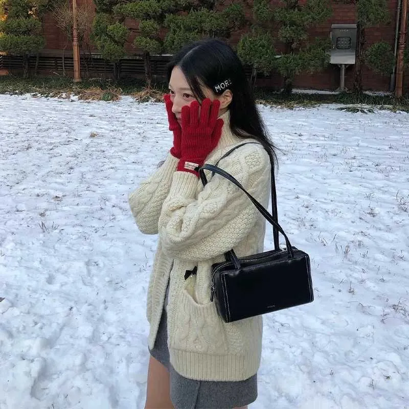 Koreanskt mode Axelväska Bärbar Liten Nisch Fyrkantig Armhåla Dam Stor Kapacitet Söt Studentväska Pendlare ClutchC241031_voghion.com
