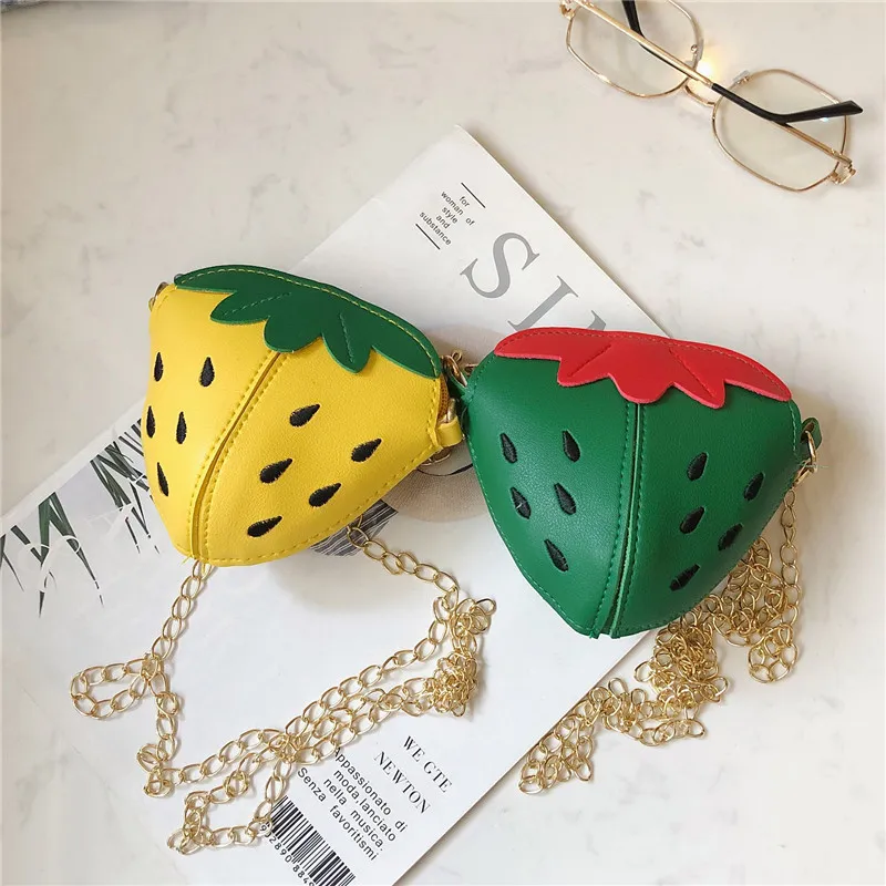 Kids Strawberry Shape Messenger Bags Cute Girls Princess Purse Children Chain Shoulder Outdoor Fruit Crossbody Bag M1169_voghion.com