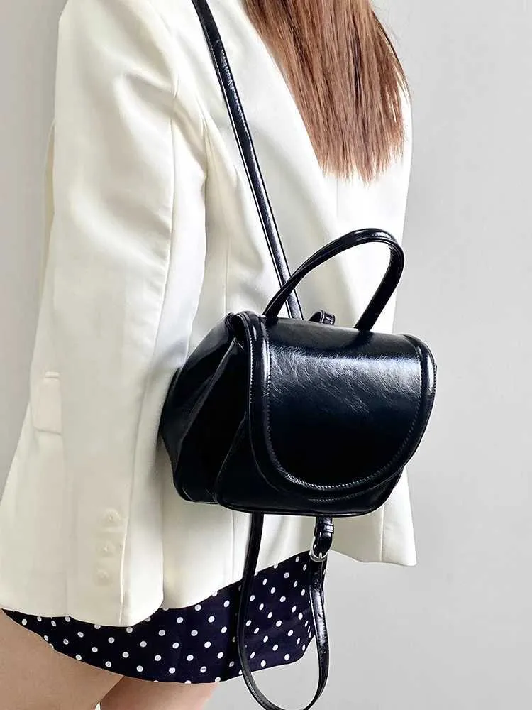 Elegant Black Backpacks Women Solid Leather Flap Shoulder Pack Large Capacity Female Commute Handle Bags College Pu_voghion.com
