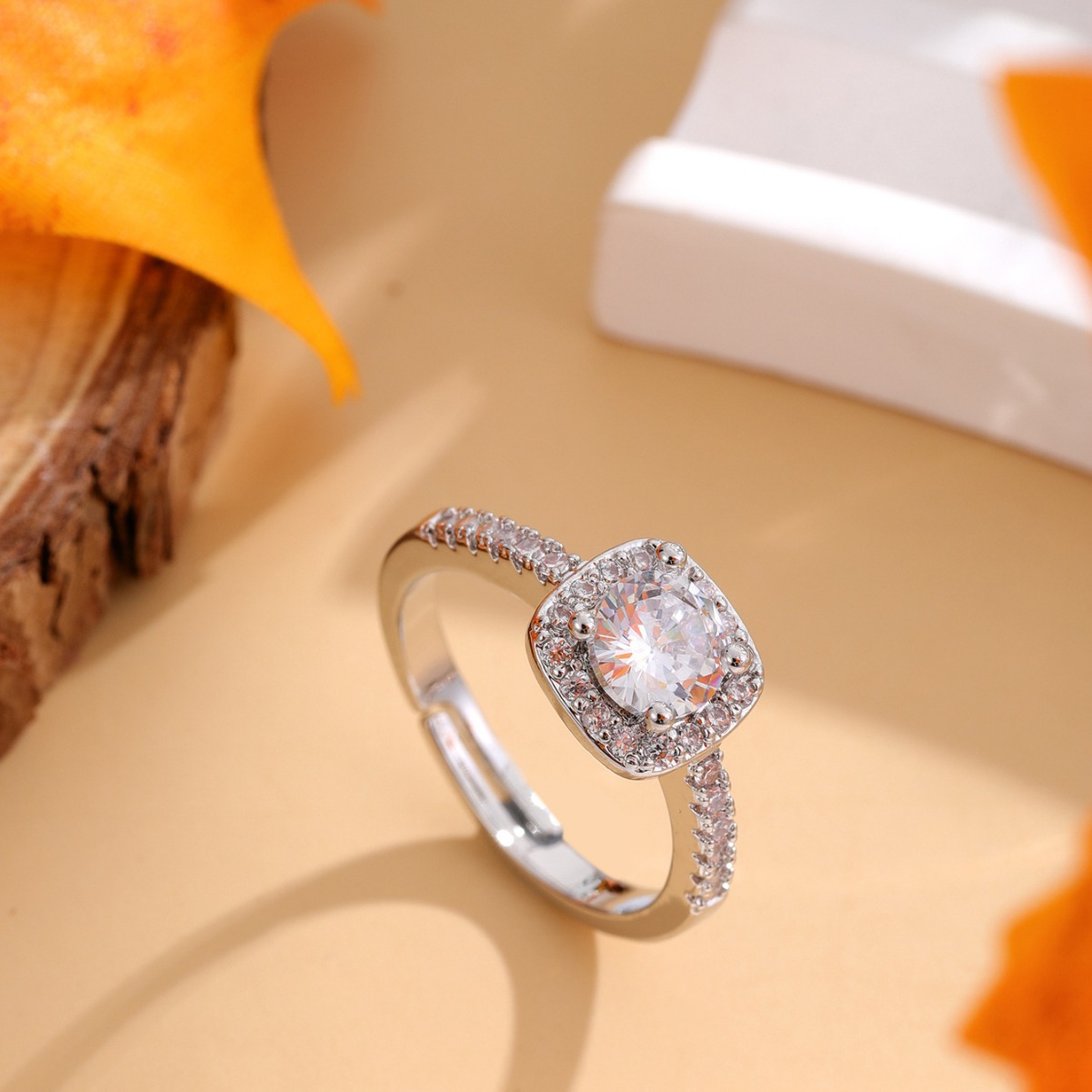 French High end Luxury Sugar Set Diamond Wedding Live Broadcast Adjustable Ring Women's Jewelry_voghion.com