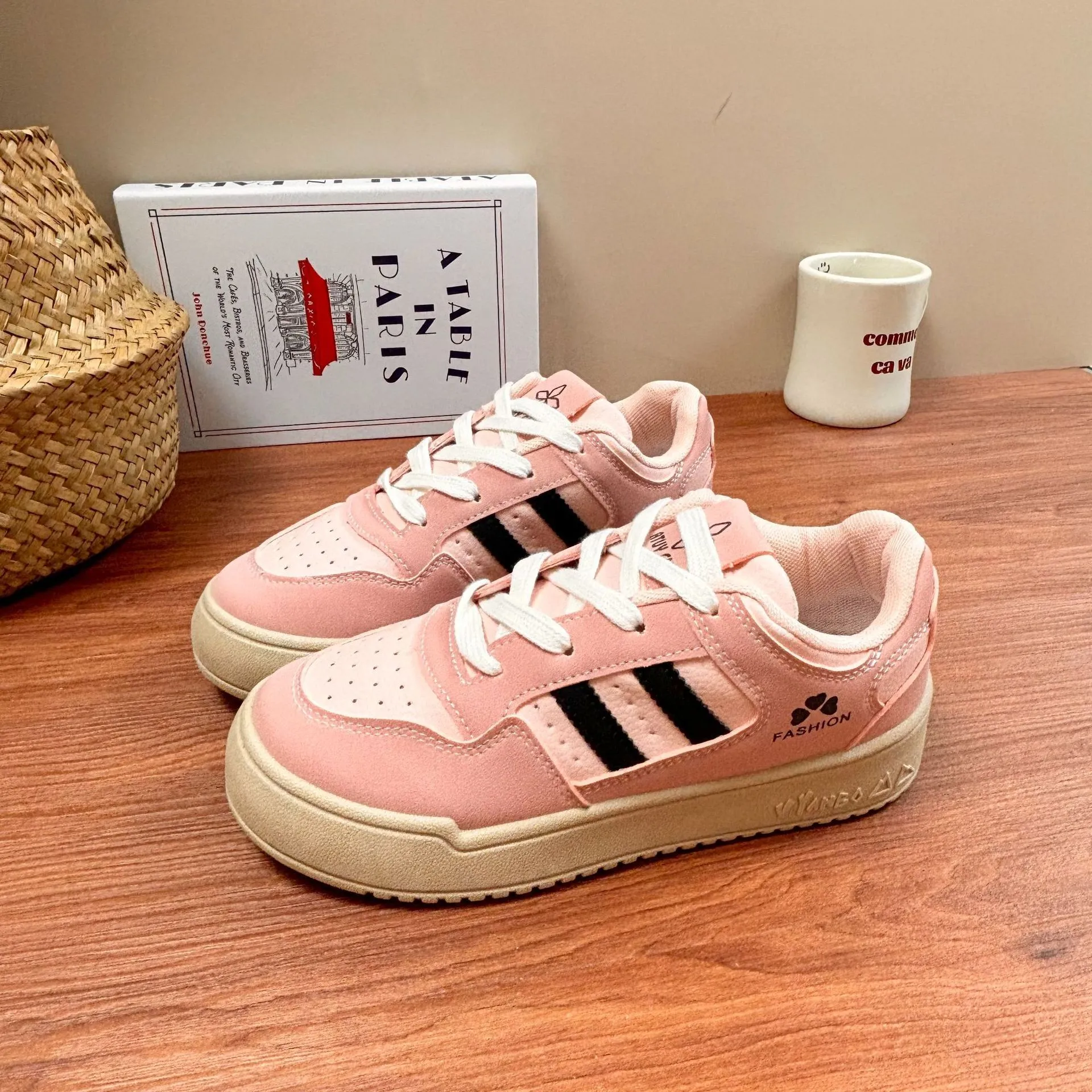 Women's Running Shoes Lace Up Casual Flat Trainers For Women_voghion.com