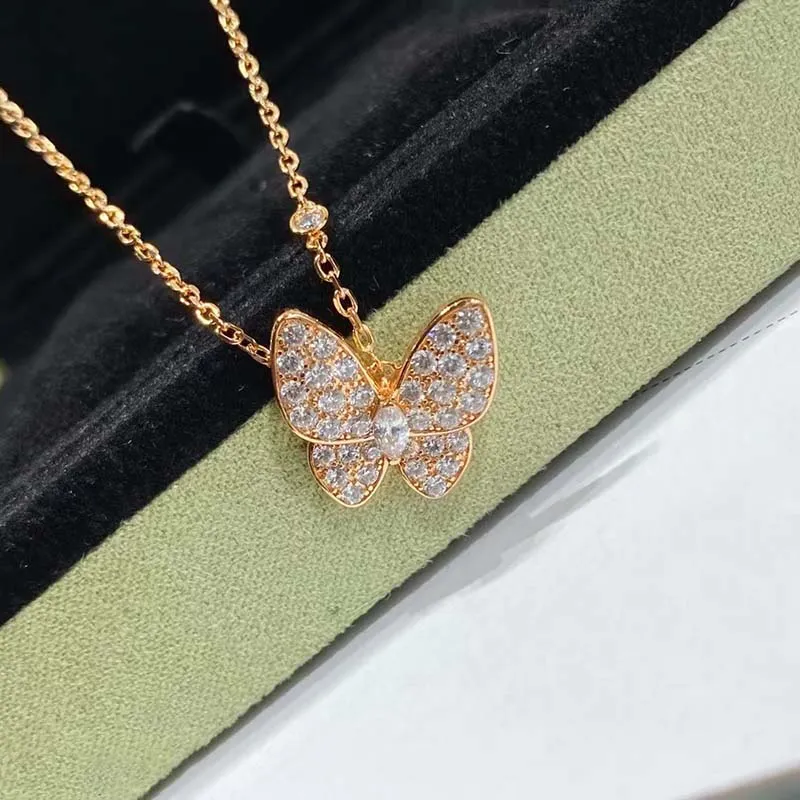 Collana con ciondolo a forma di farfalla in madreperla bianca in oro rosa sterling, catena corta, girocollo per donna_voghion.com