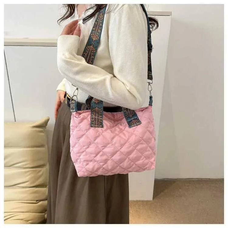 Handtasche fir Fraen mat breedem Gürtel Hierscht/Wanter Rhombus Space Kotteng Schëllertasche mat grousser Kapazitéit - All-Match Shopping241106_voghion.com