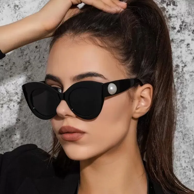 Designer Sunglasses Cat Eye Frames For Women Elegant Pearl Style_voghion.com