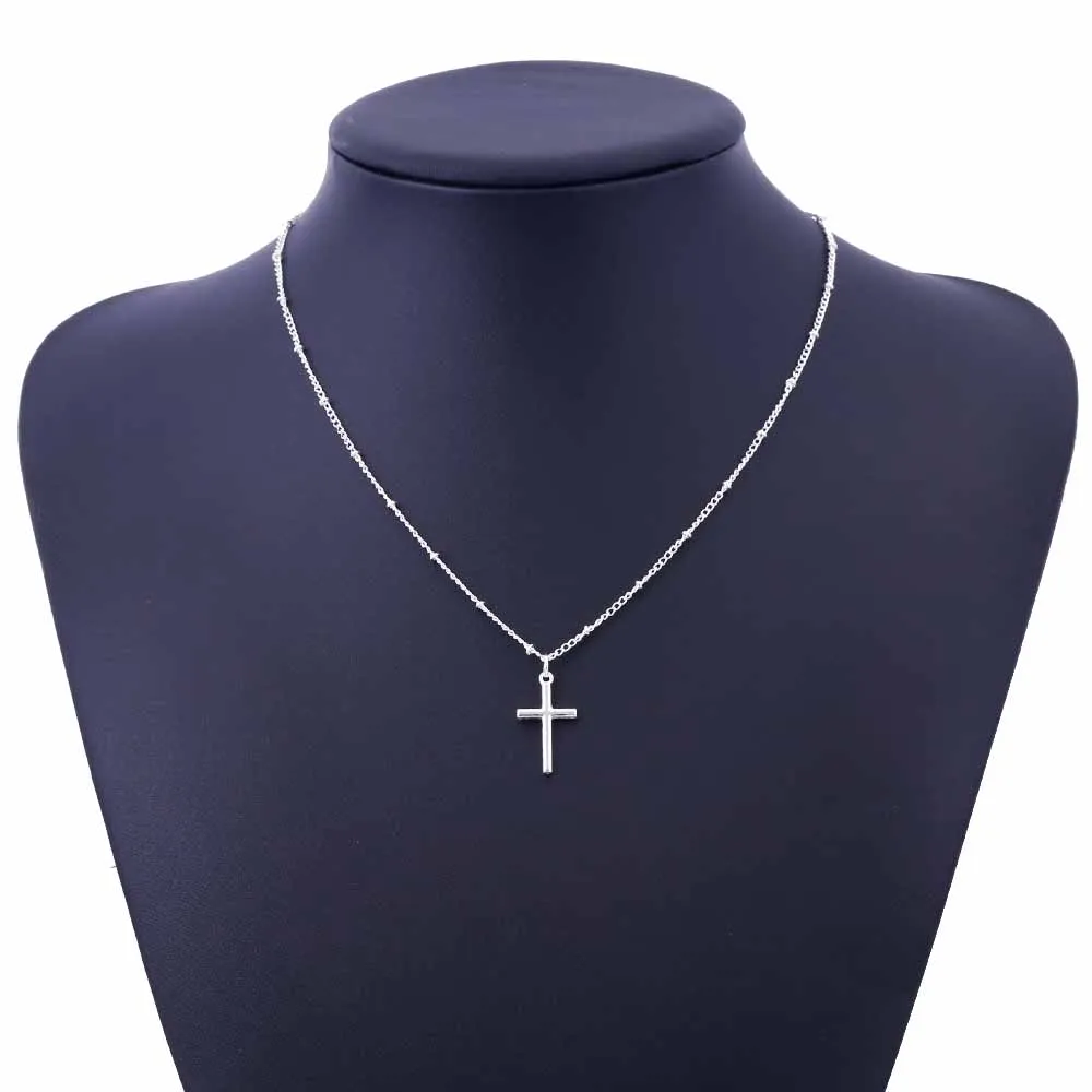 Collane con ciondolo Collana con croce in oro estivo Piccoli gioielli religiosi_voghion.com