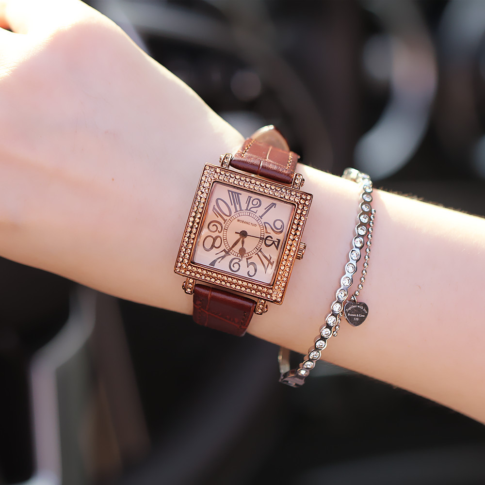 Modetrend 2024 Neue digitale Diamant-Set Damen Square True Belt Uhr_voghion.com