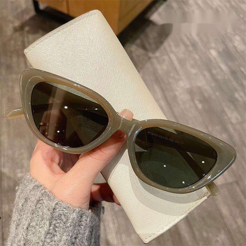Green Same Style GM Cat Eye Small Frame Myopia For Women With Bare Skin, Thin Face, Anti UV Polarized_voghion.com