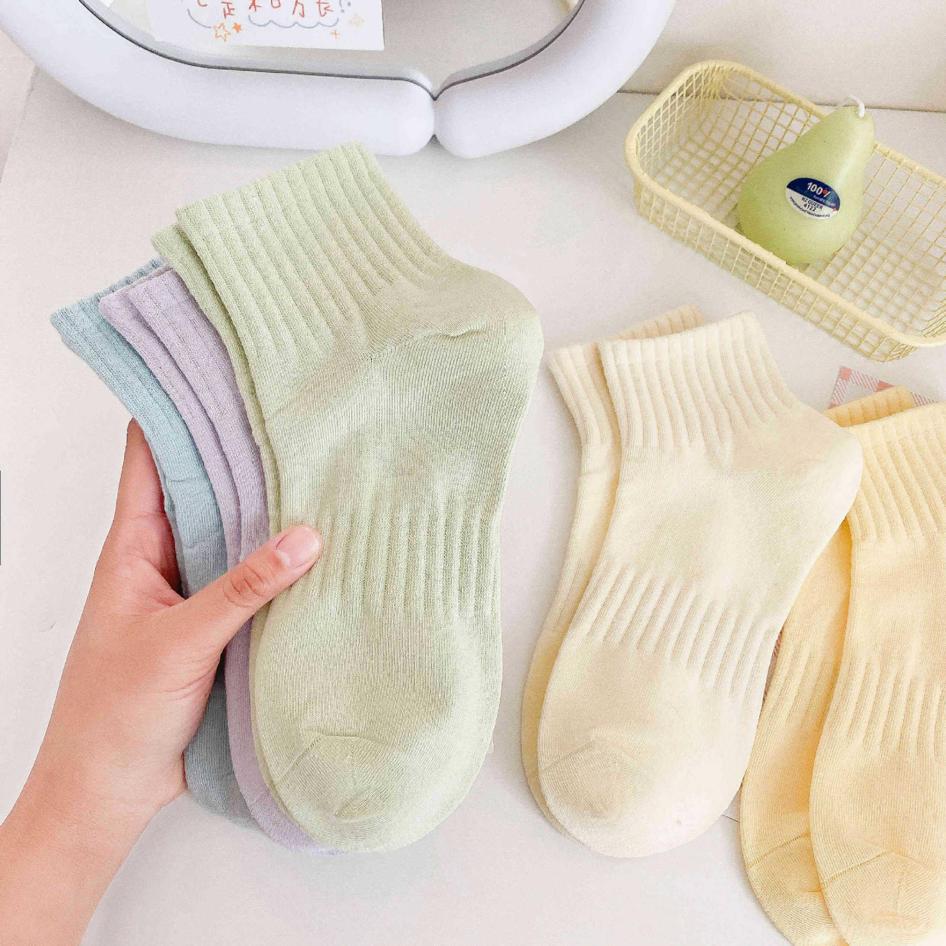 5 stuks [Combinatiepakket] Distributie met één klik ~ Crèmekleurige sokken korte buis effen kleur macaron taille sport korte sokken_voghion.com