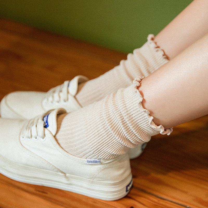 Ankle Socks Japanese Style Tea-coloured With Ruffled Edges_voghion.com