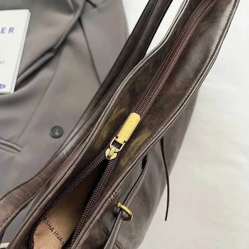 Dames schoudertas en crossbody tas voor herfst en winter_voghion.com