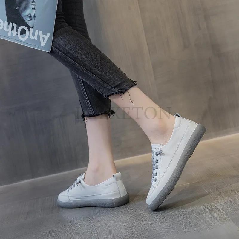 Comfortable Women's Leather Board Shoes Lightweight Flat Design_voghion.com