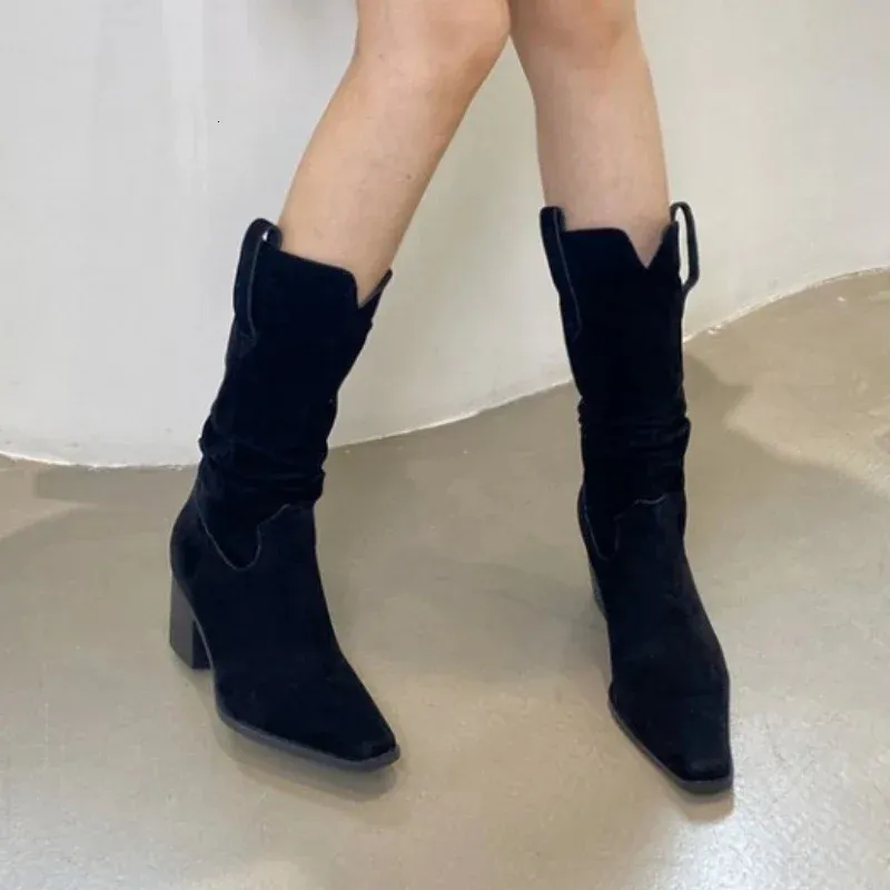 Women's Suede Cowboy Boots With Side Zipper And Pointed Toe_voghion.com
