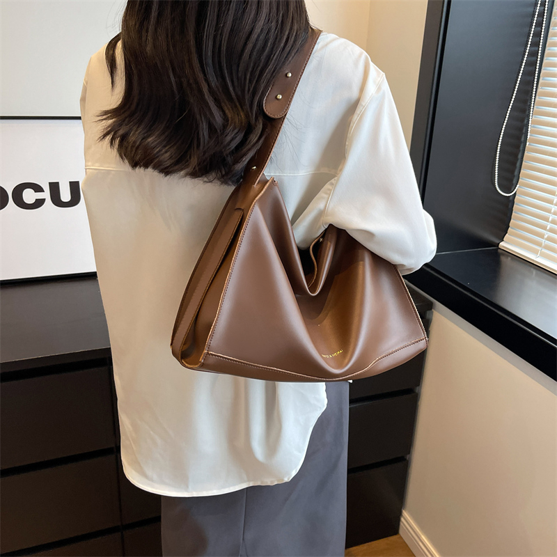 LEFTSIDE – sac à bandoulière en cuir pour femmes, grande capacité, tendance, sacs à main simples de styliste, 2023_voghion.com