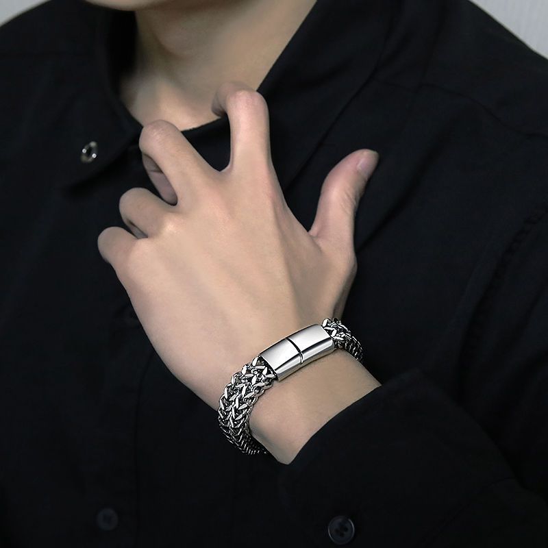 Doppellagiges kubanisches Armband für Männer, trendige Marke, verbreitertes dominantes Netz, Fischgräten-Sier-Armband, Titanstahl_voghion.com