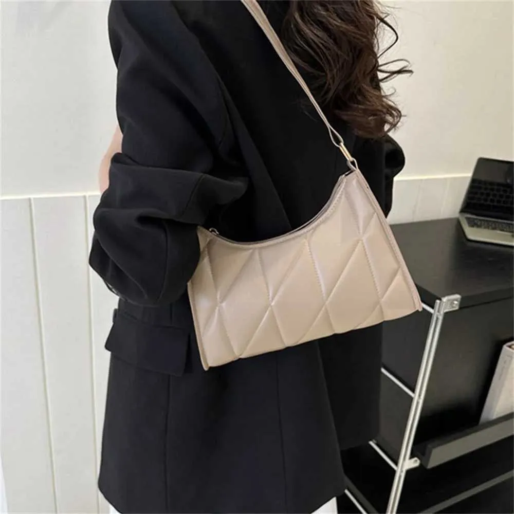 Schwarze PU-Leder-Umhängetasche, Retro, einfarbig, lässig, für Damen, Hobos, Damenmode, Handtaschen, Shopper, Clutch, Geldbörse C241018_voghion.com