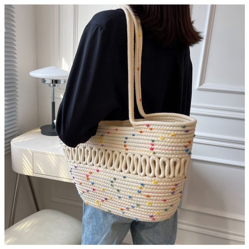 Spring and summer niche grass for women in 2024, new trendy cotton thread woven beach bags, large capacity single_voghion.com