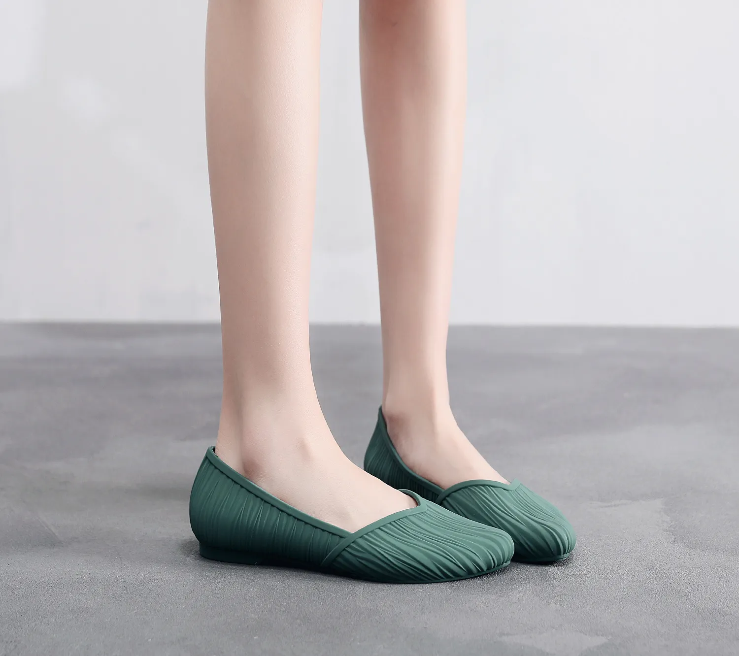 New Low-top Waterproof Rain Boots Women Summer Adult Work Rubber Fashion Jelly Shoes Non-slip Shallow Toe Sandals_voghion.com