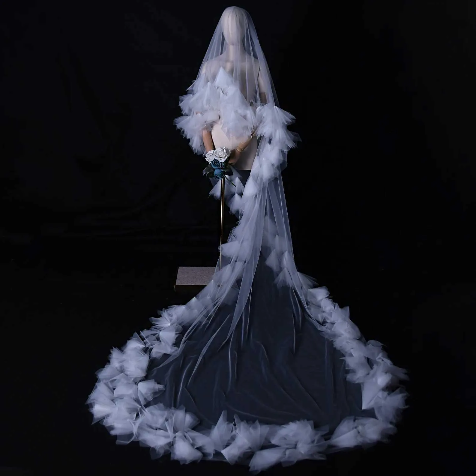 Hair Jewelry V208 Long Bridal Veils 2 Tier Wedding Drop Style 3D Flower Trimmed Blusher Veil Cathedral Length Soft Tulle_voghion.com