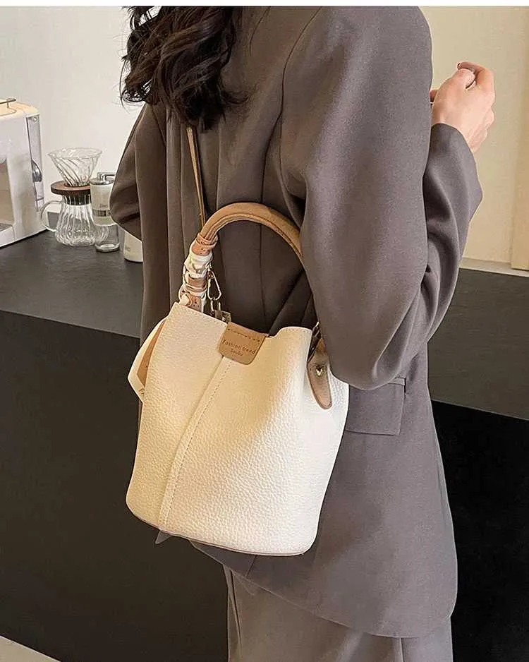 Sacs à bandoulière en cuir PU avec ruban de soie pour femmes, sacs à main et sacs à main à la mode printemps 2024_voghion.com