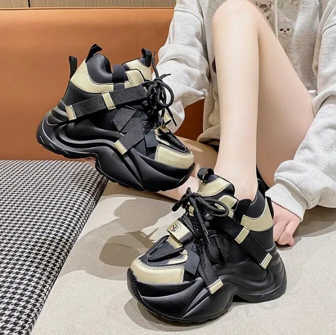 Casual schoenen voor dames, warme, dikke sneakers met 10 cm hak, herfst/winter, dikke zool, gevulkaniseerd, hoog platform, leer voor dames_voghion.com