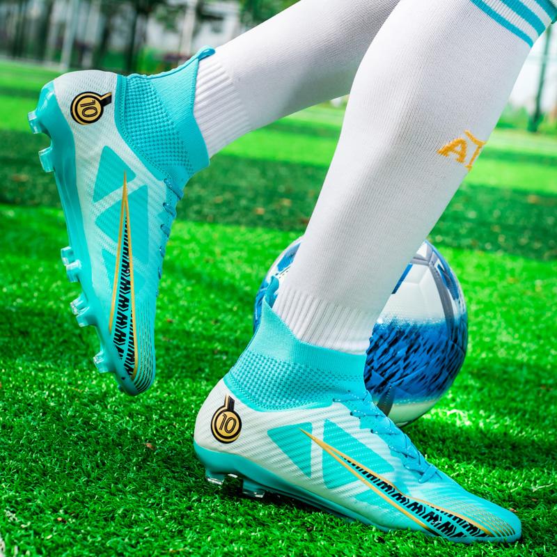 Men Soccer Shoes Kids Football Boots Women Professional Soccer Cleats Antiskid Chaussure Football TF/FG Outdoor Football Shoes_voghion.com