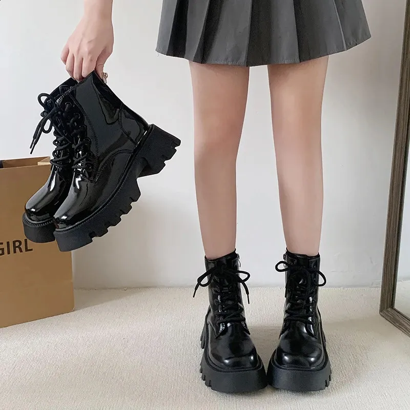 Patent Leather Platform Ankle Boots For Women Motorcycle Style_voghion.com