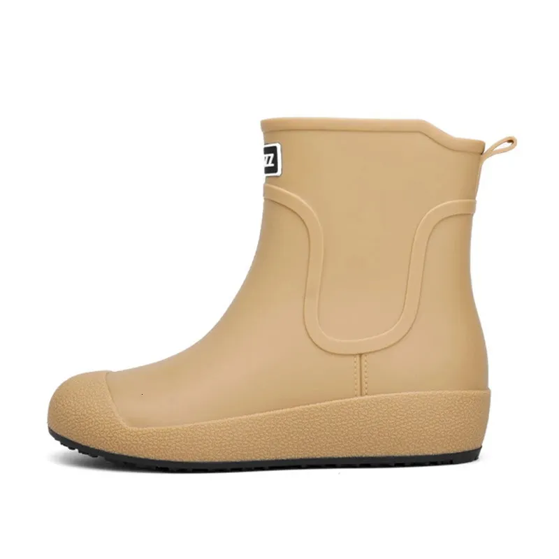 Solide Herrenmode Regenstiefel Gummi Casual Ankle Bootie Rutschfeste Watschuhe für Damen Warme Regenschuhe zum Spazierengehen auf der Straße 2_voghion.com