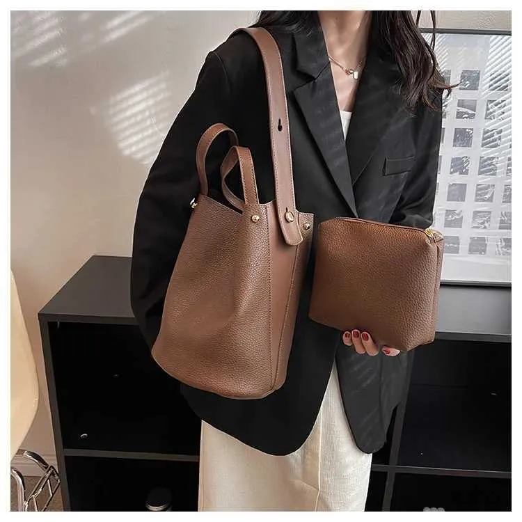 Borse da donna di marca di tendenza alla moda, borsa a secchiello solida per le donne 2023, borse a tracolla, tote C241103_voghion.com