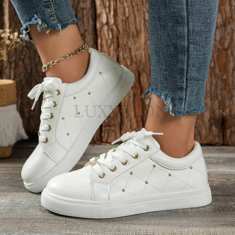 Flat Bottomed Round Toe Solid Color Small White Simple Casual Comfortable Breathable Fashionable Lightweight Board Shoes_voghion.com