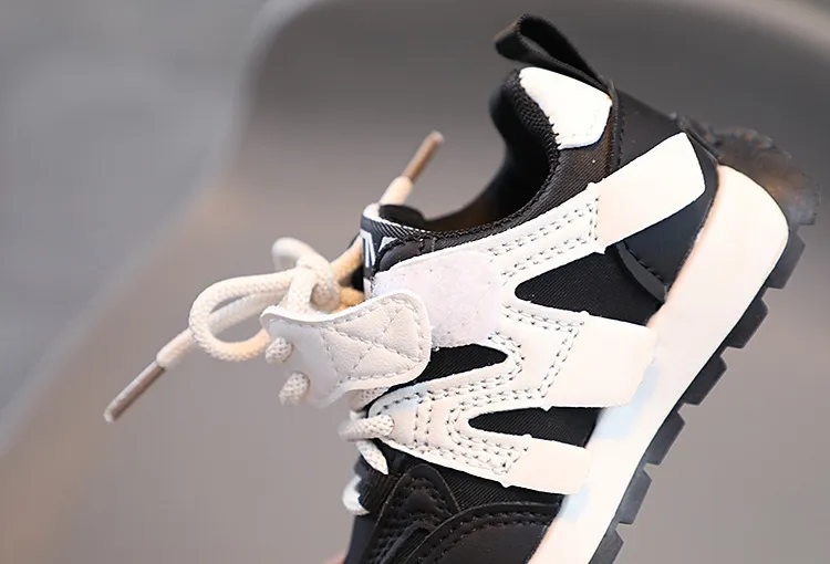 Zapatillas deportivas escolares para niños pequeños, unisex, para entrenamiento, para exteriores, cómodas, tallas 21_voghion.com