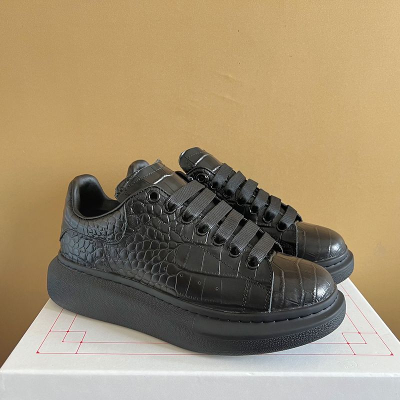 [Recommended Height Increasing Shoes] Crocodile Pattern High End Trendy Genuine Leather Versatile Men's 2023 New Thick_voghion.com