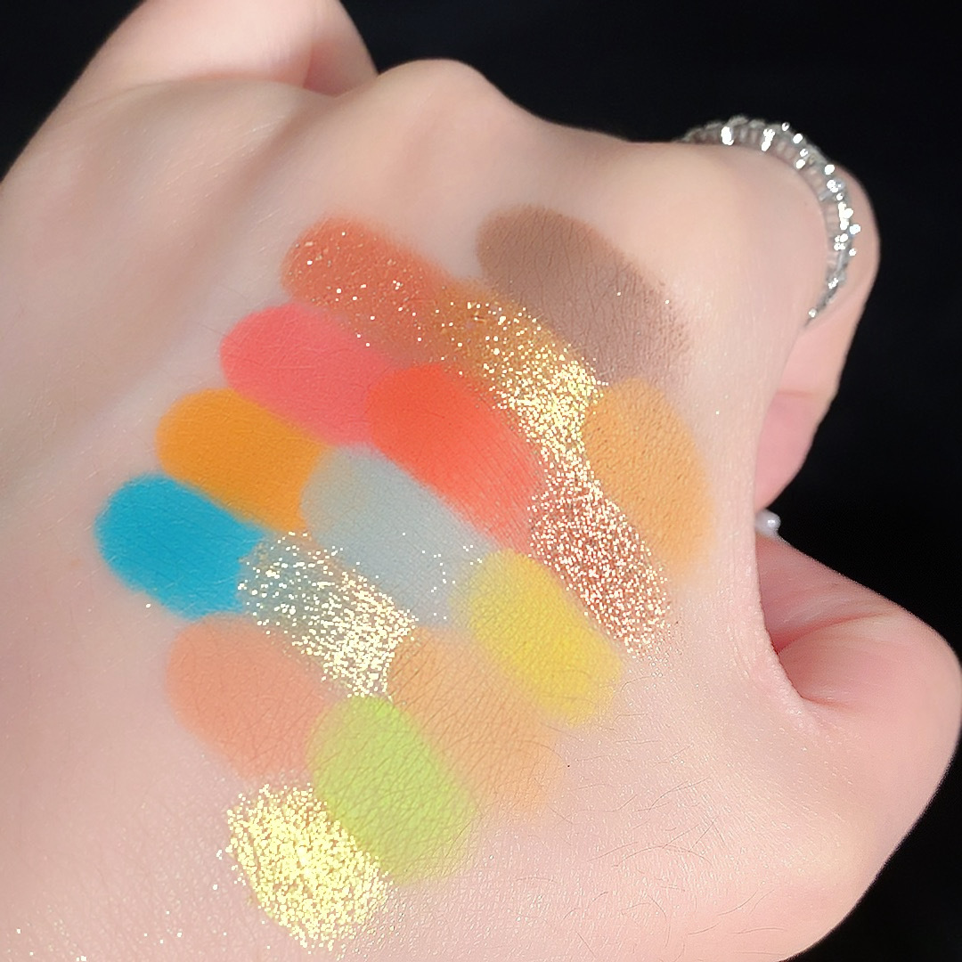16 Colour Eyeshadow Palette Matte Pearl Glitter Waterproof Makeup_voghion.com