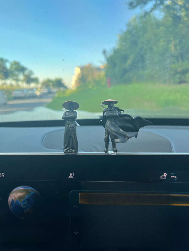 Hanjiang Lonely Shadow Style Xiake Ornament Jianghu Ancient Swordsman Center Console Display Car Decoration_voghion.com